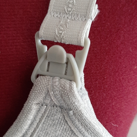 BNWT nursing bra sz small grey - Picture 6 of 8